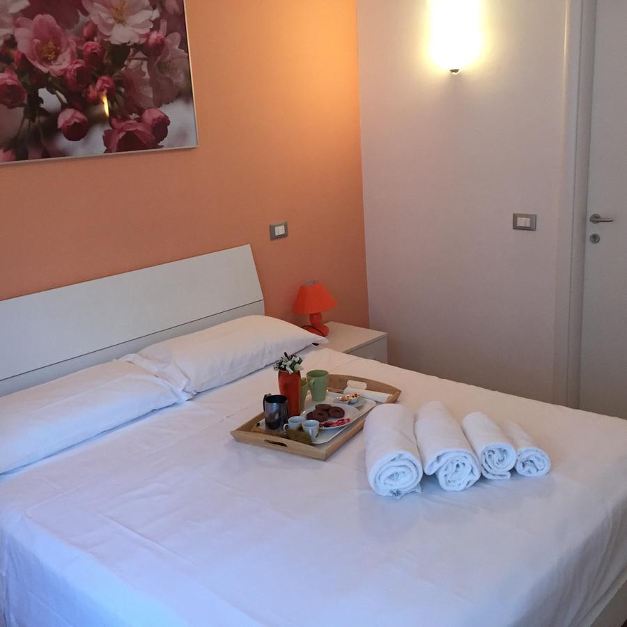 B&B Spqr โรม ภายนอก รูปภาพ
