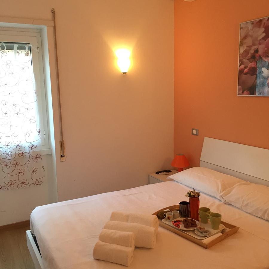 B&B Spqr โรม ภายนอก รูปภาพ